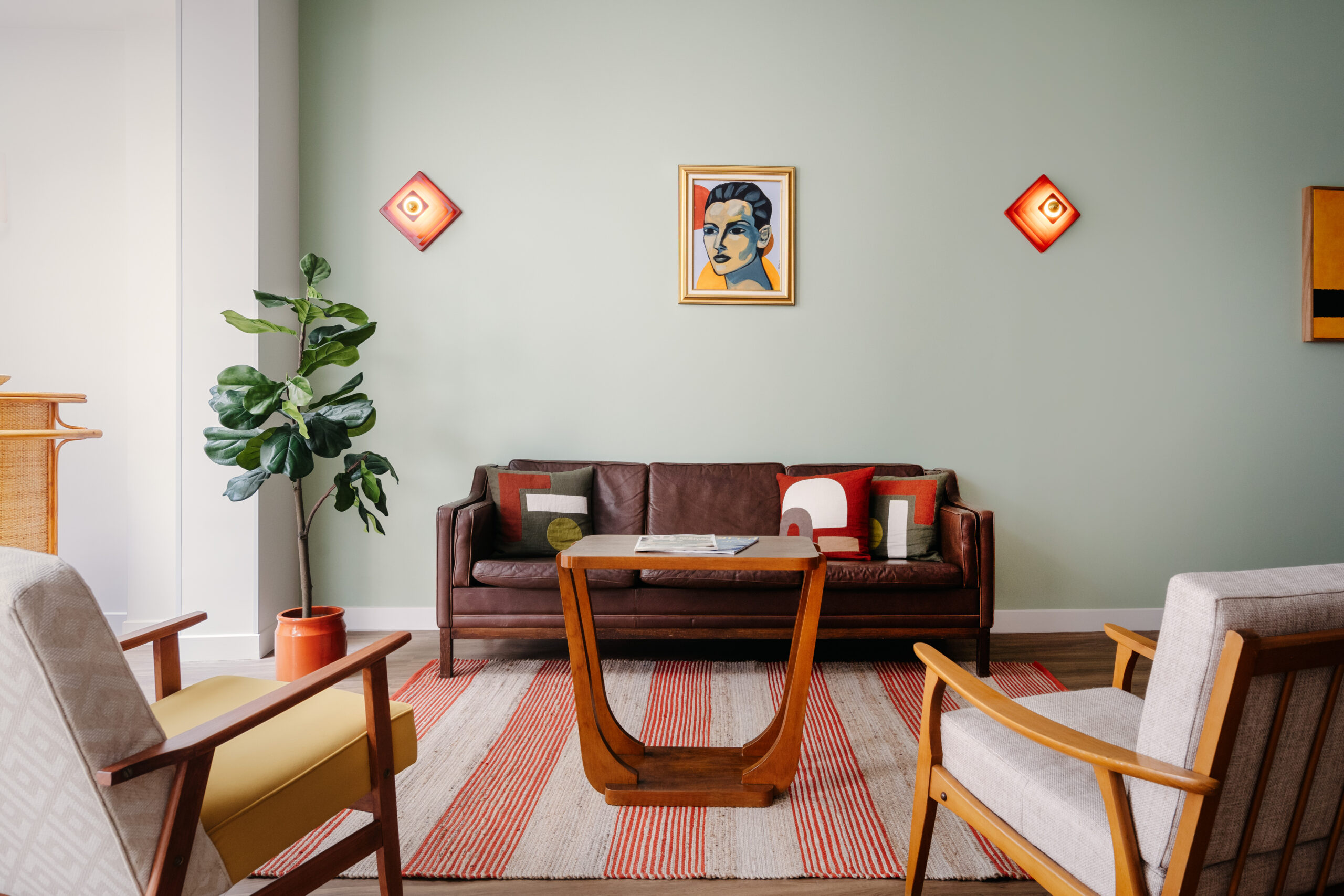 Edgar Suites